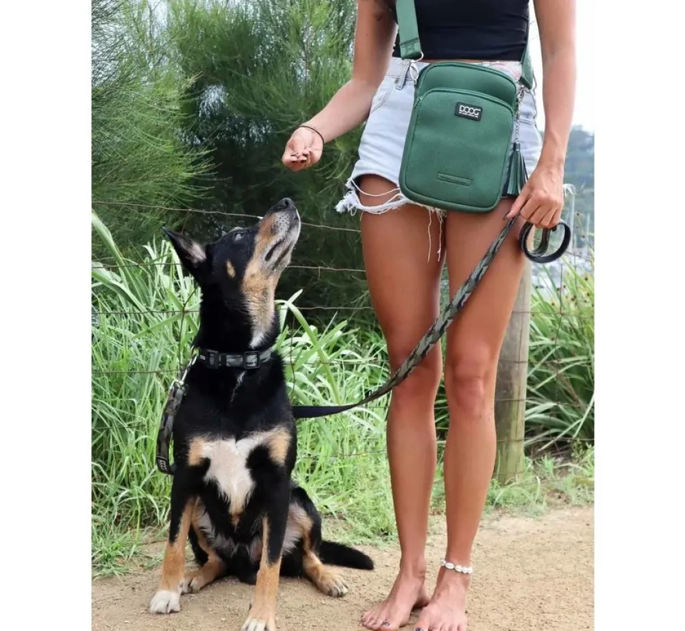 DOOG Cross Body Tas Walkie Bag Neosport Groen- Beloningszakje